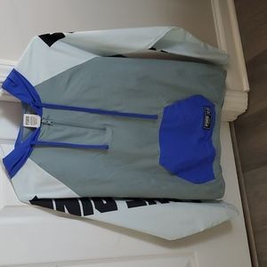 XS PINK windbreaker.